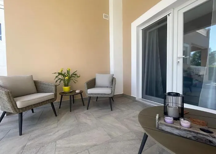 Lambou Sunset Soroni