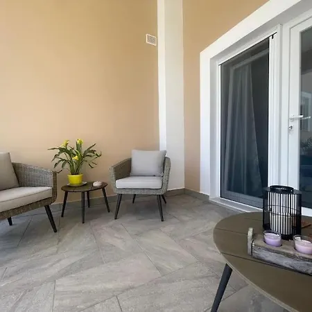 Lambou Sunset Soroni