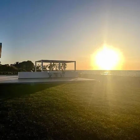 Vakantiehuis Lambou Sunset *