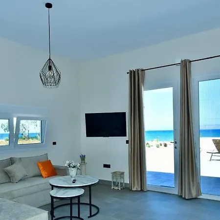 Prázdninový dům Lambou Sunset *