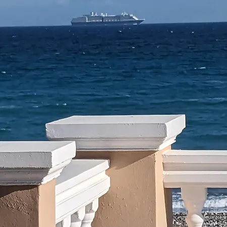 Lambou Sunset Prázdninový dům *