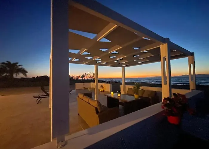 Lambou Sunset Szoroní