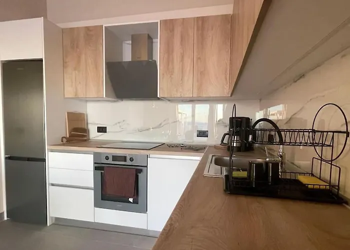 Nyaraló Lambou Sunset Szoroní