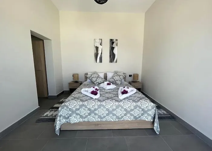 Nyaraló Lambou Sunset *