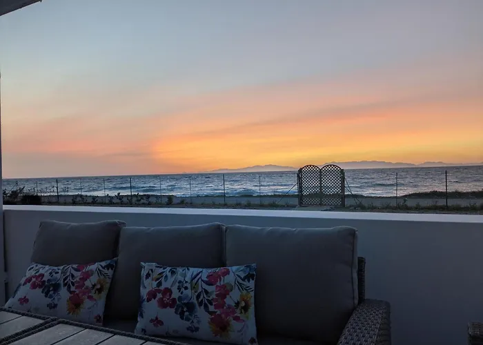 Lambou Sunset * Σορωνή