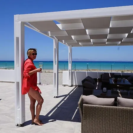 Lambou Sunset بيت للعطل Soroni